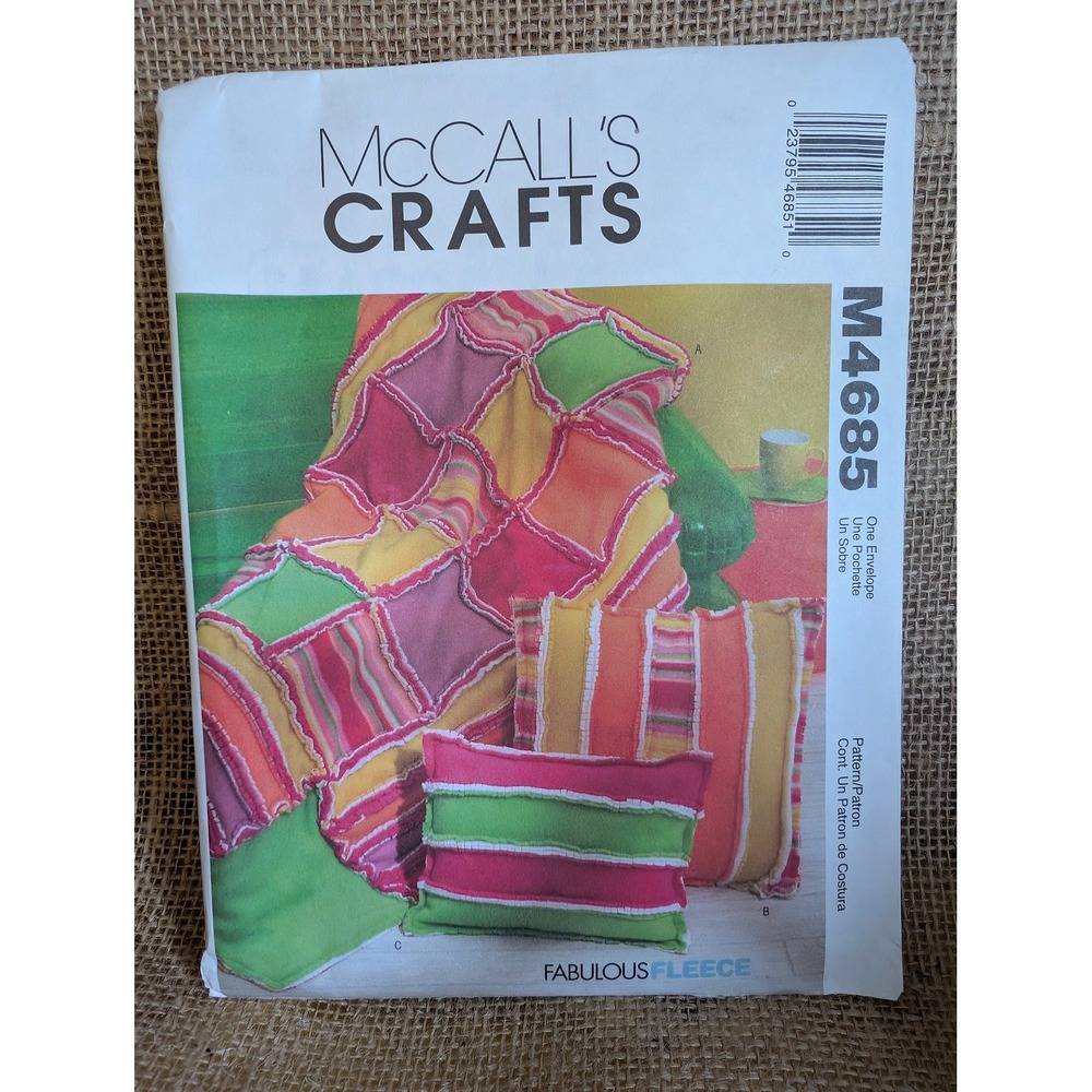 McCalls Crafts M4685 Rag Quilt and Fleece Pillow Covers Sewing Pattern Patchwork